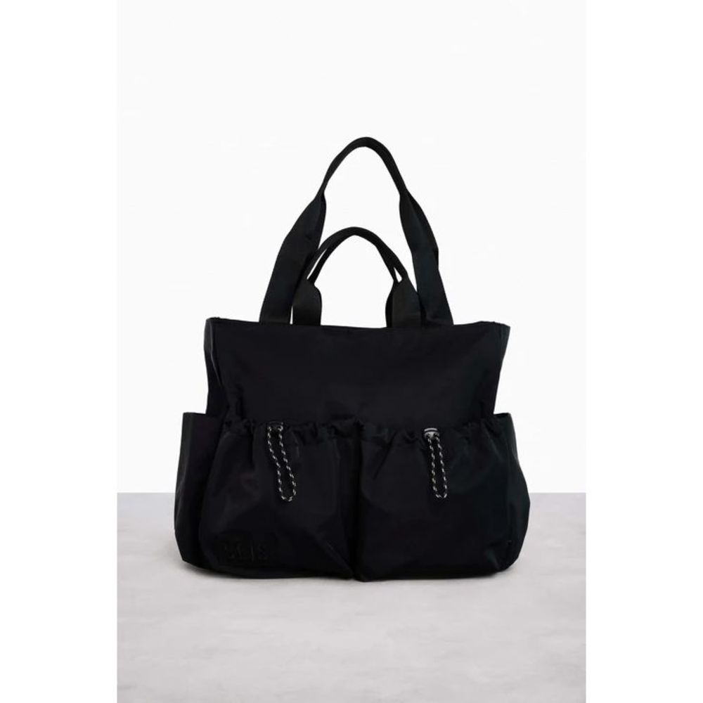 NWT Beis Sports Carryall Tote Duffle in Black - Picture 6 of 11